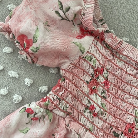Baby Girls Romper. - Picture 4 of 5